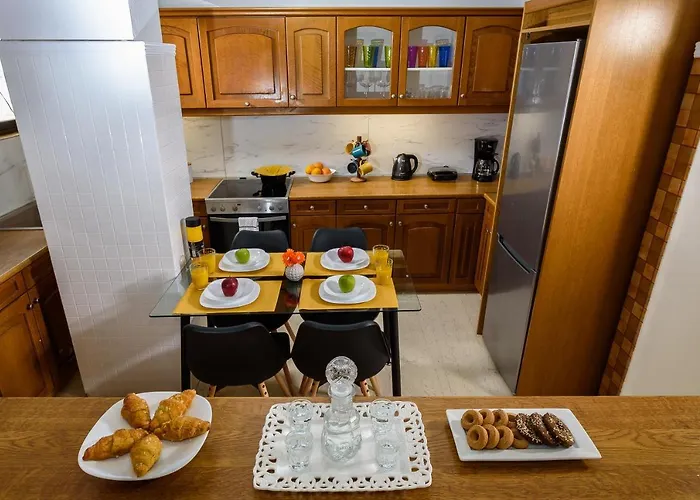 Apt. With Parking - 3 Min From Old Port 公寓 *