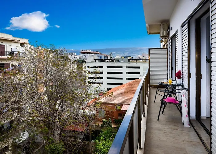 Apt. With Parking - 3 Min From Old Port