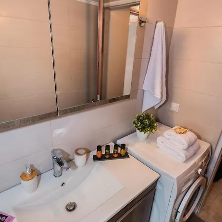 Apt. With Parking - 3 Min From Old Port Χανιά