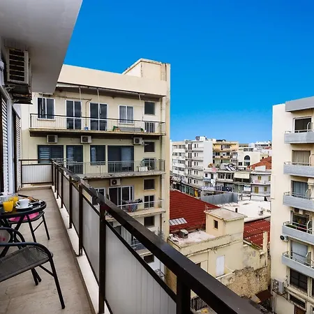 Apt. With Parking - 3 Min From Old Port *