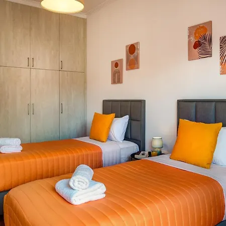 Apt. With Parking - 3 Min From Old Port شقة